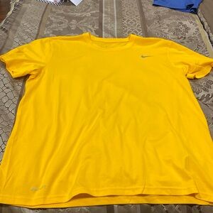Nike Men’s Dri Fit Tshirt
